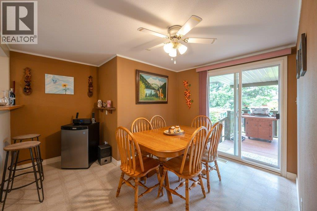 703 Similkameen Avenue, Oliver