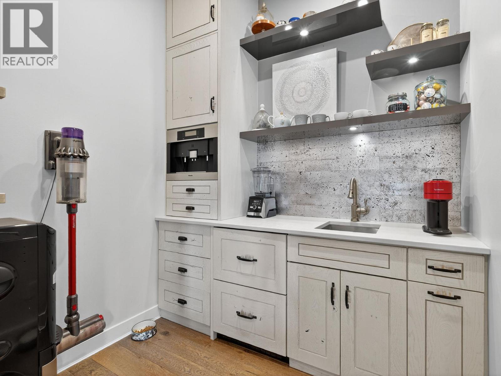  13210 McCreight Road, Lake Country