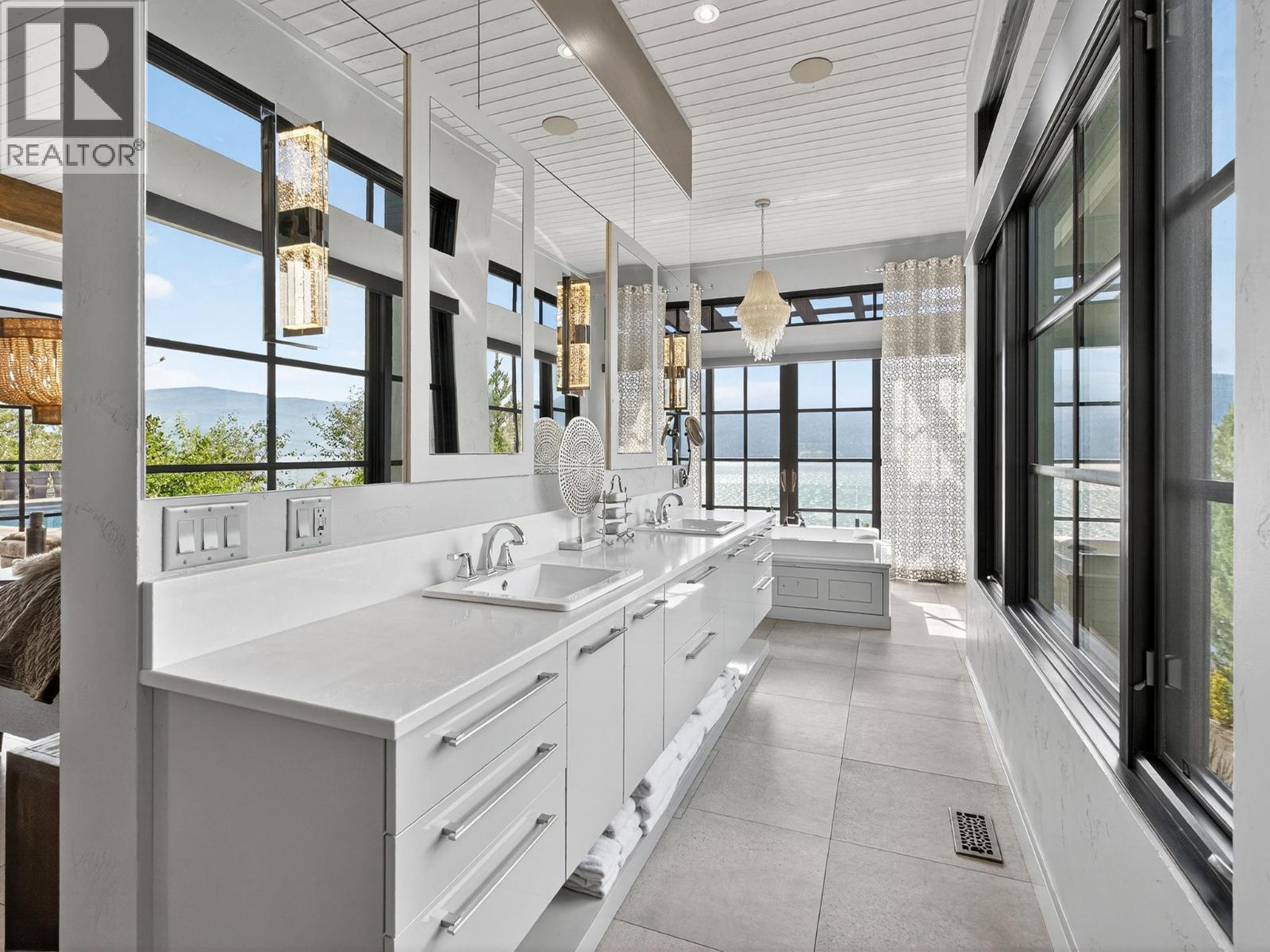  13210 McCreight Road, Lake Country