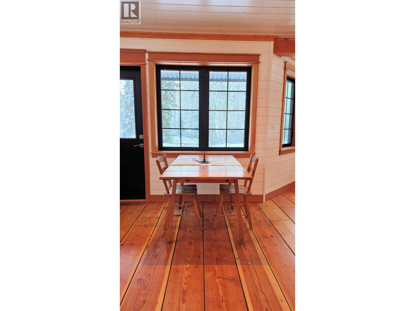 30 SEVENTEEN MILE Road, Hazelton