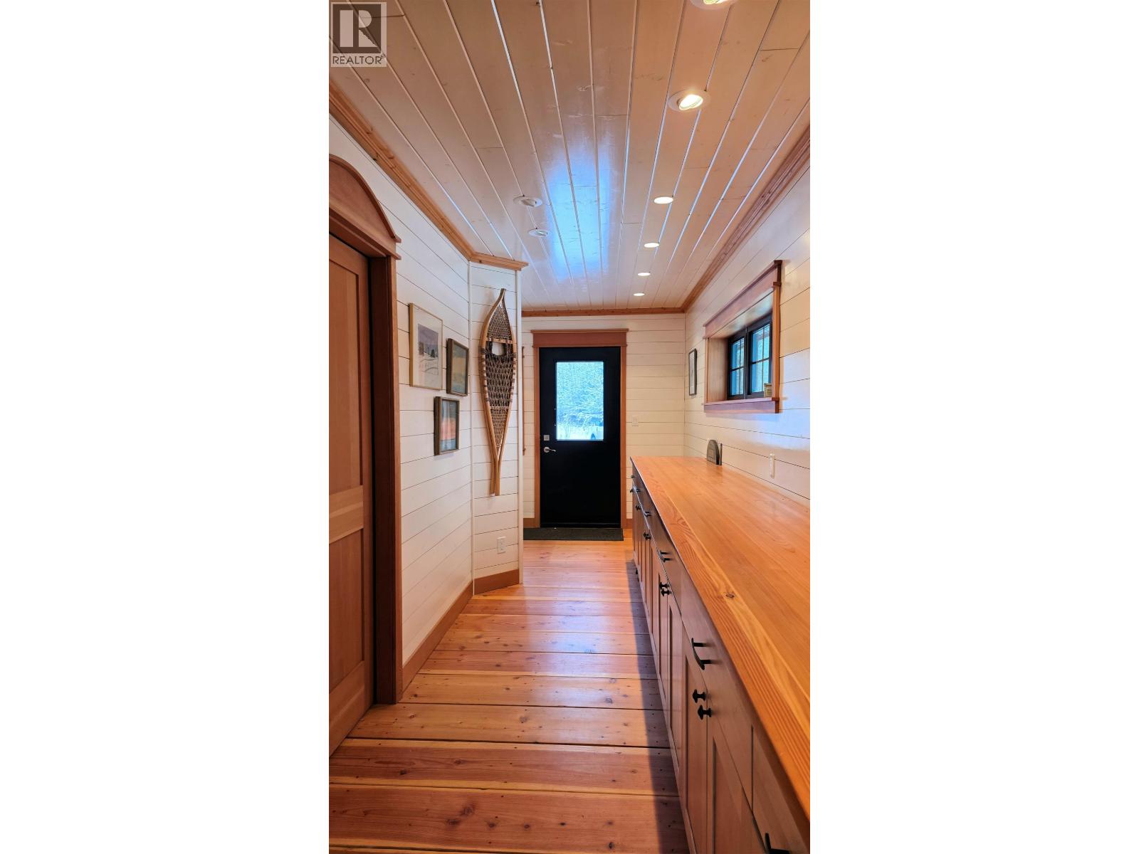 30 SEVENTEEN MILE Road, Hazelton