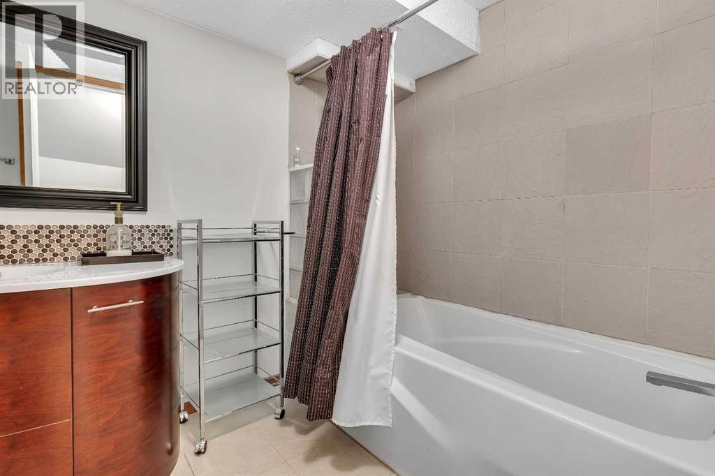 Single Family House Bungalow for Sale in  Foritana Road SE Forest Heights Calgary 