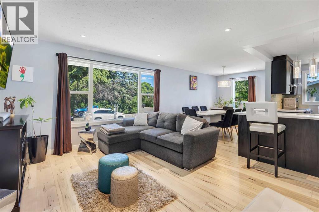 Single Family House Bungalow for Sale in  Foritana Road SE Forest Heights Calgary 