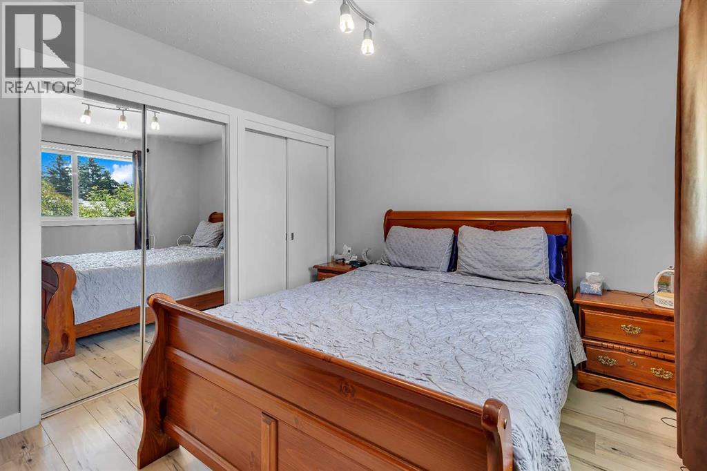 Single Family House Bungalow for Sale in  Foritana Road SE Forest Heights Calgary 