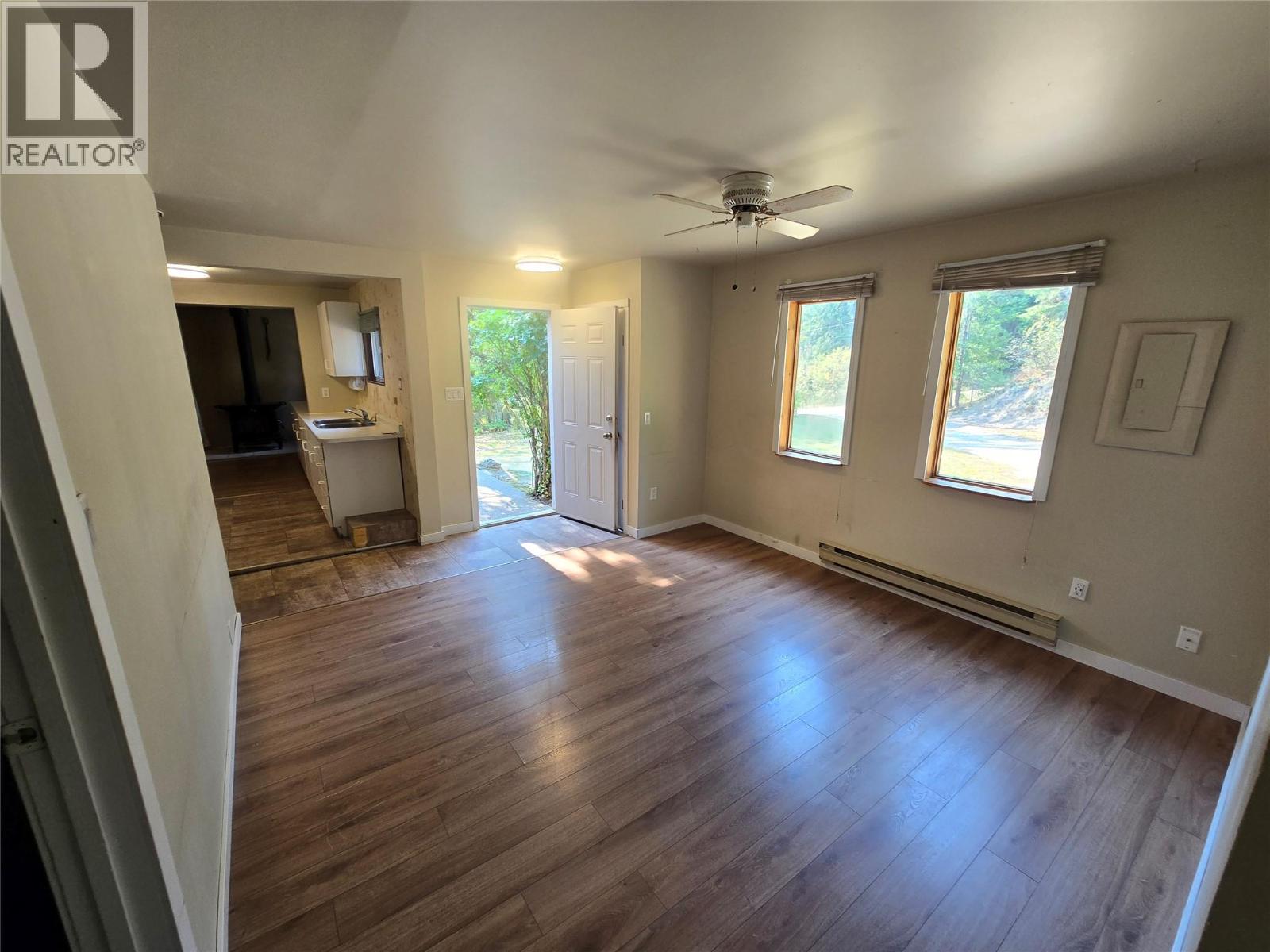 404 Haywood Road - 7
