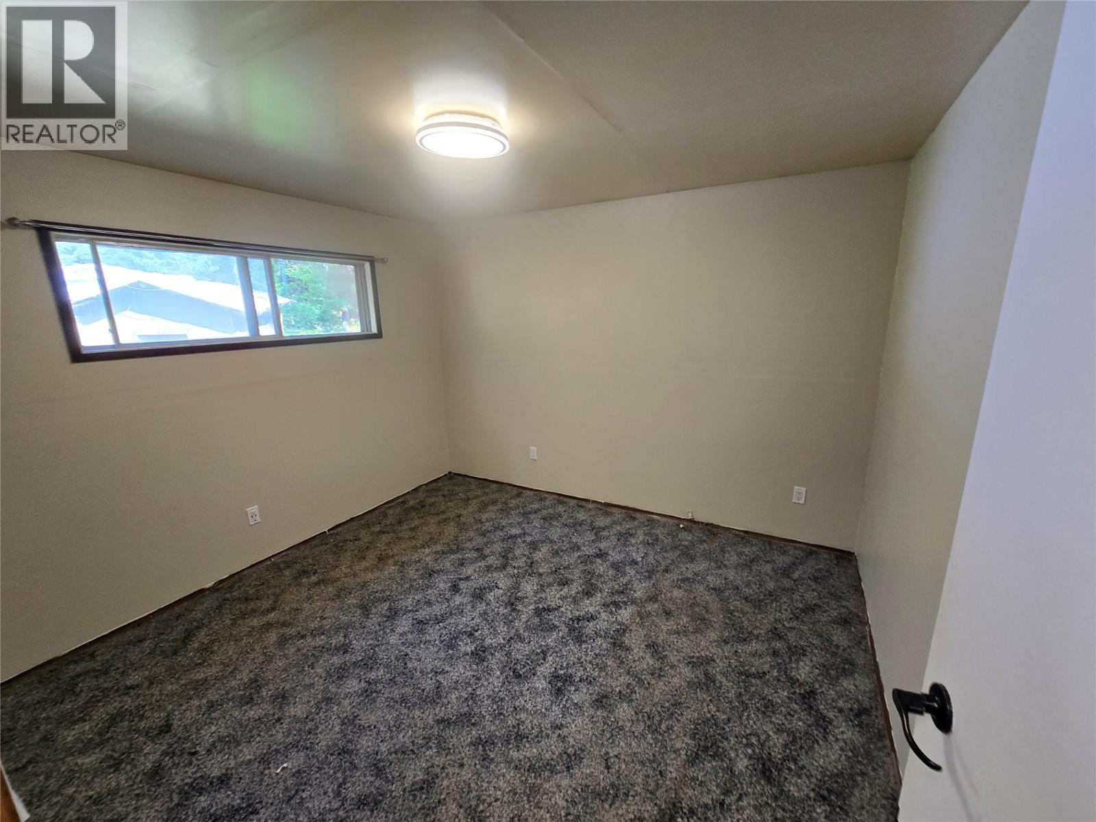 404 HAYWOOD ROAD - 11