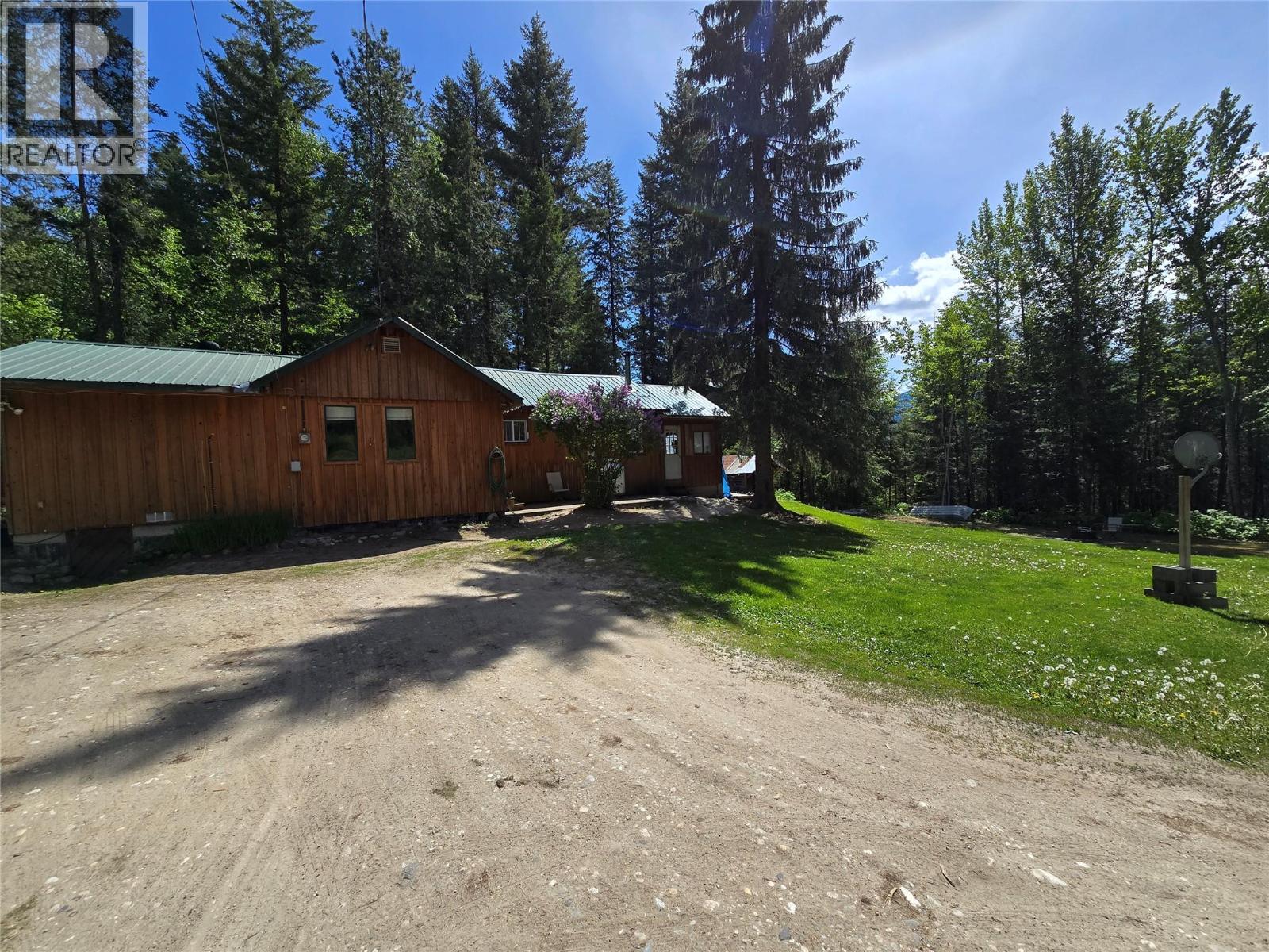 404 Haywood Road - 14