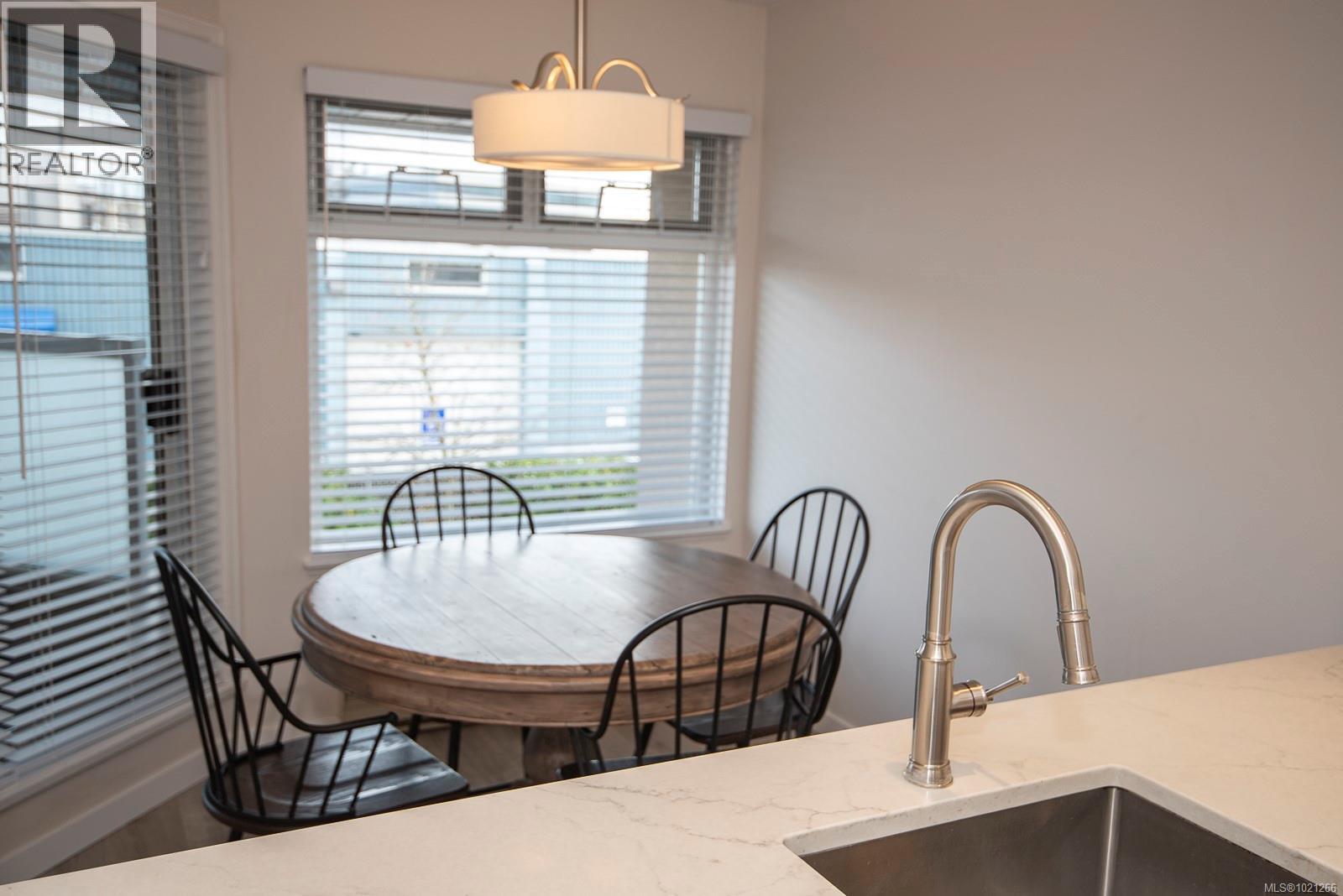 7 478 Culduthel Road, Saanich