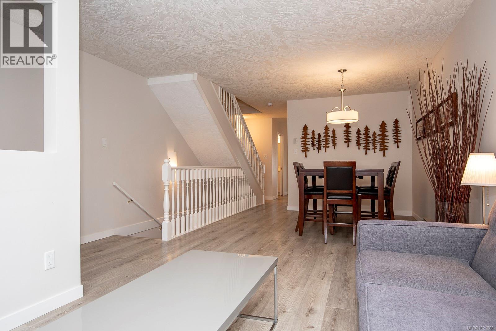 7 478 Culduthel Road, Saanich