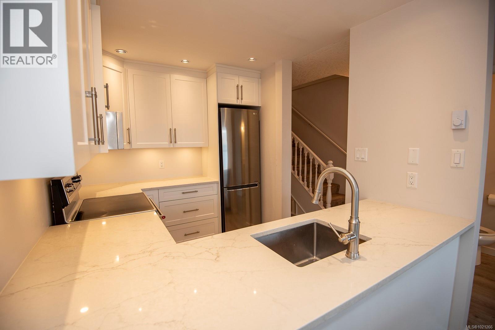 7 478 Culduthel Road, Saanich