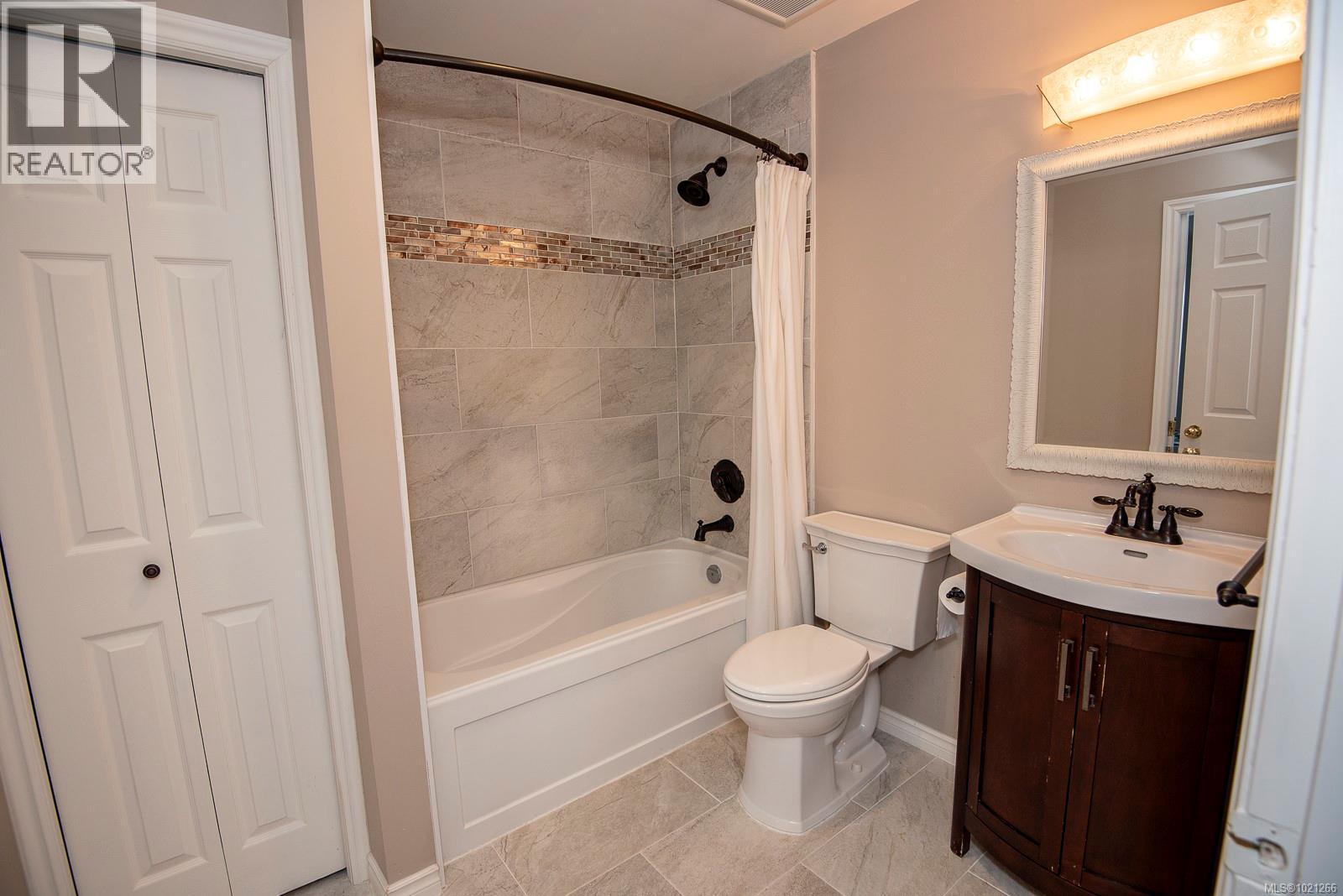 7 478 Culduthel Road, Saanich