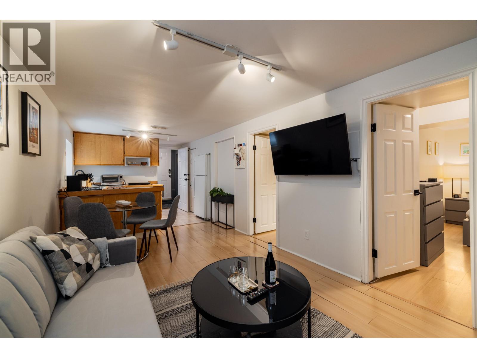 4343 11TH AVENUE, Vancouver