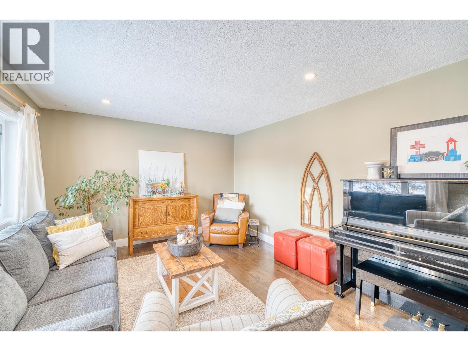 9612 105 AVENUE, Fort St. John