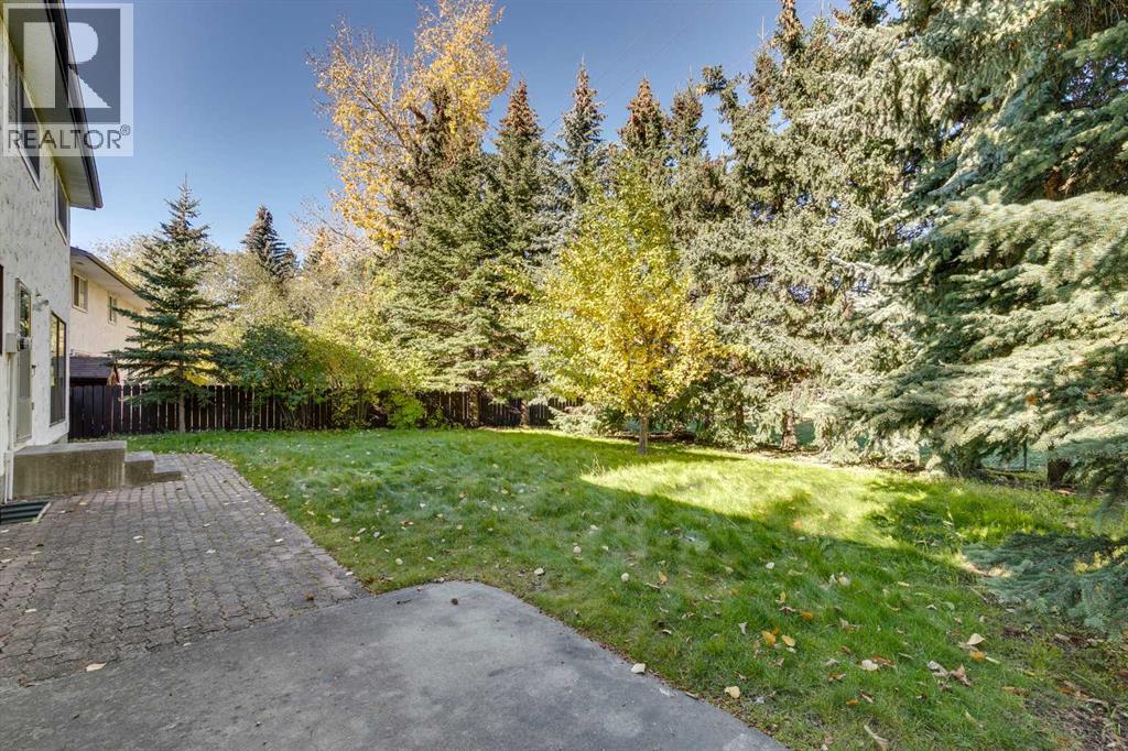 Single Family House for Sale in  Varsity Estates Road NW Varsity Calgary 