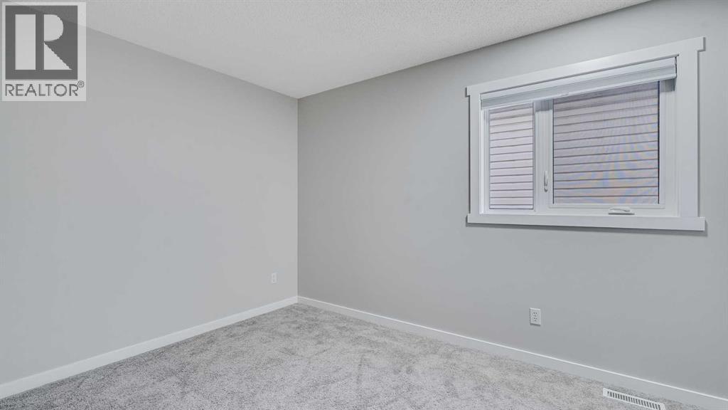 Single Family House for Sale in  Sierra Morena Road SW Signal Hill Calgary 