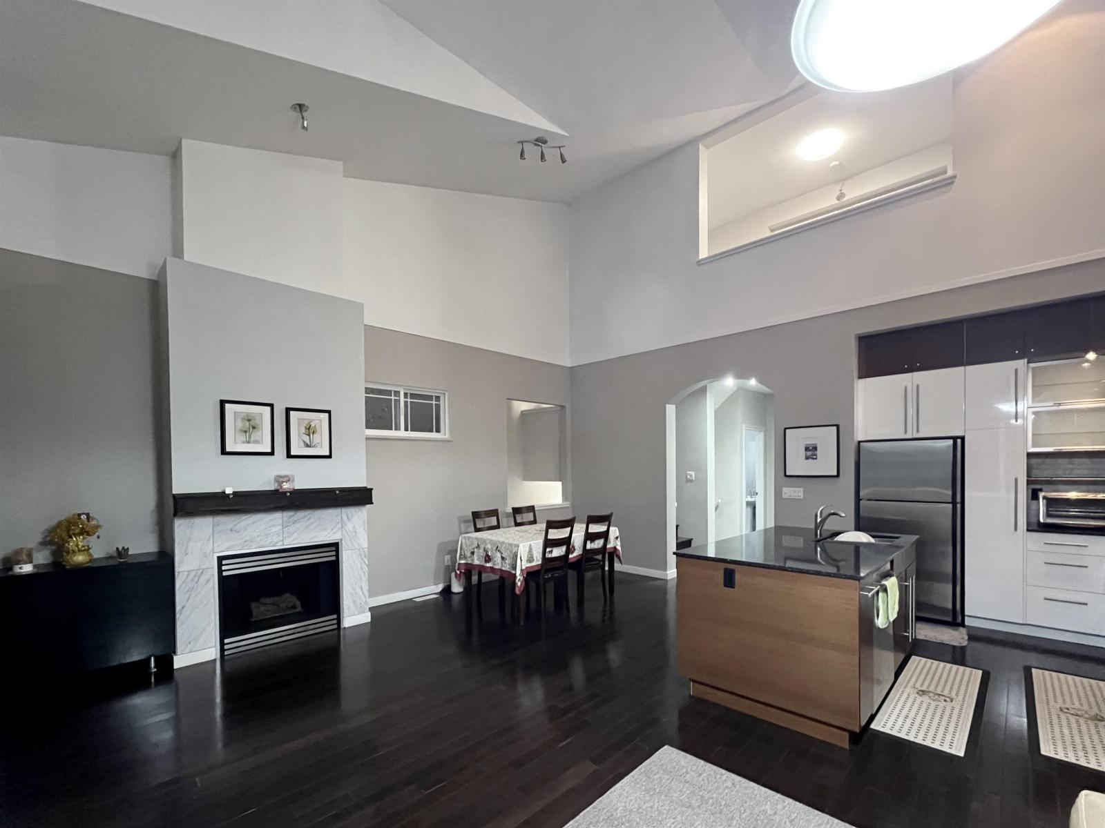 3 2588 152 STREET, Surrey