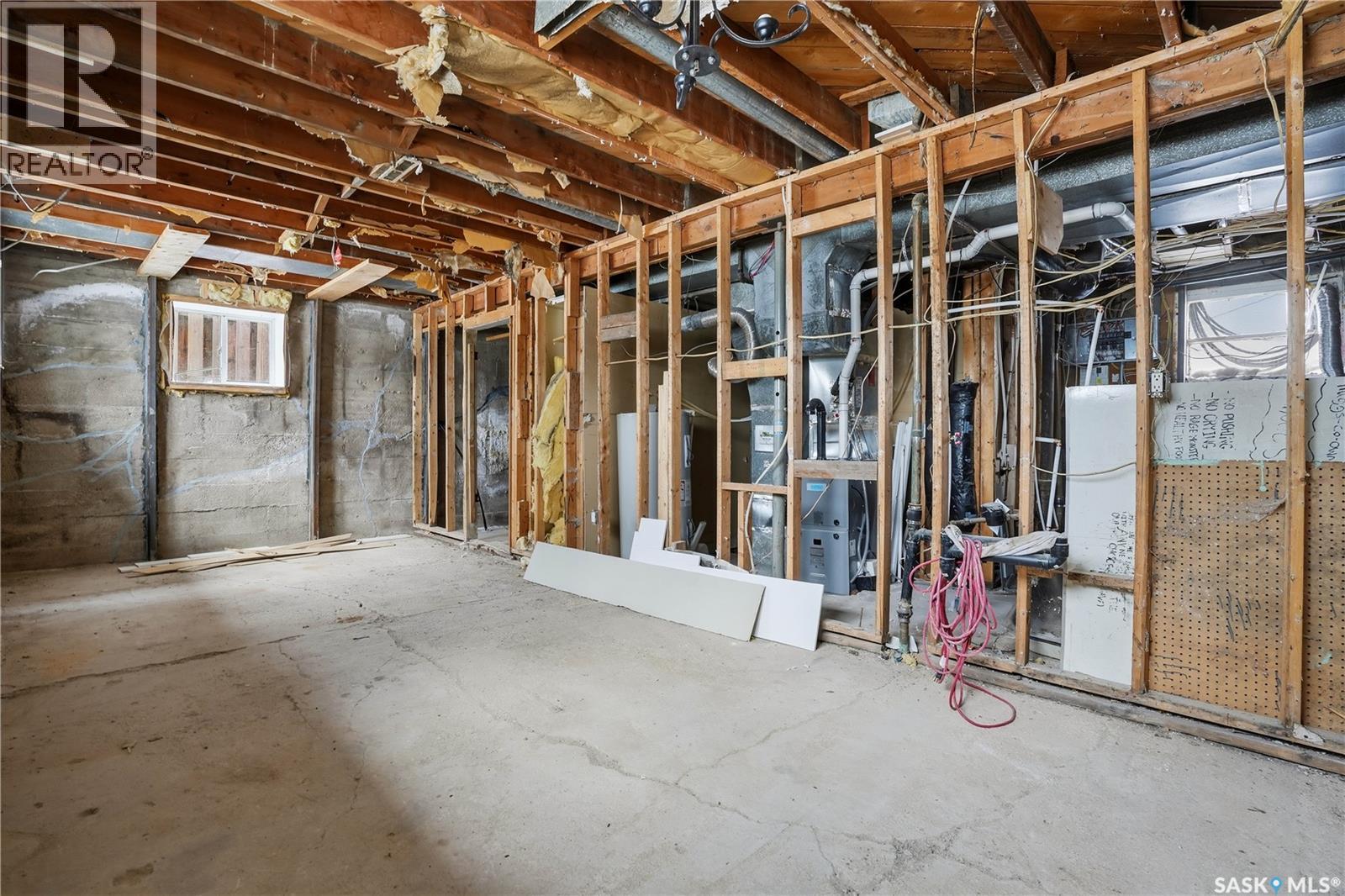 Single Family House Bungalow for Sale in  Royal STREET Regina 