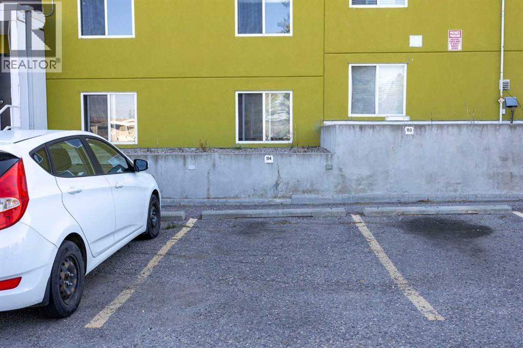 Single Family House for Sale in  D Greenview Drive NE Greenview Calgary 