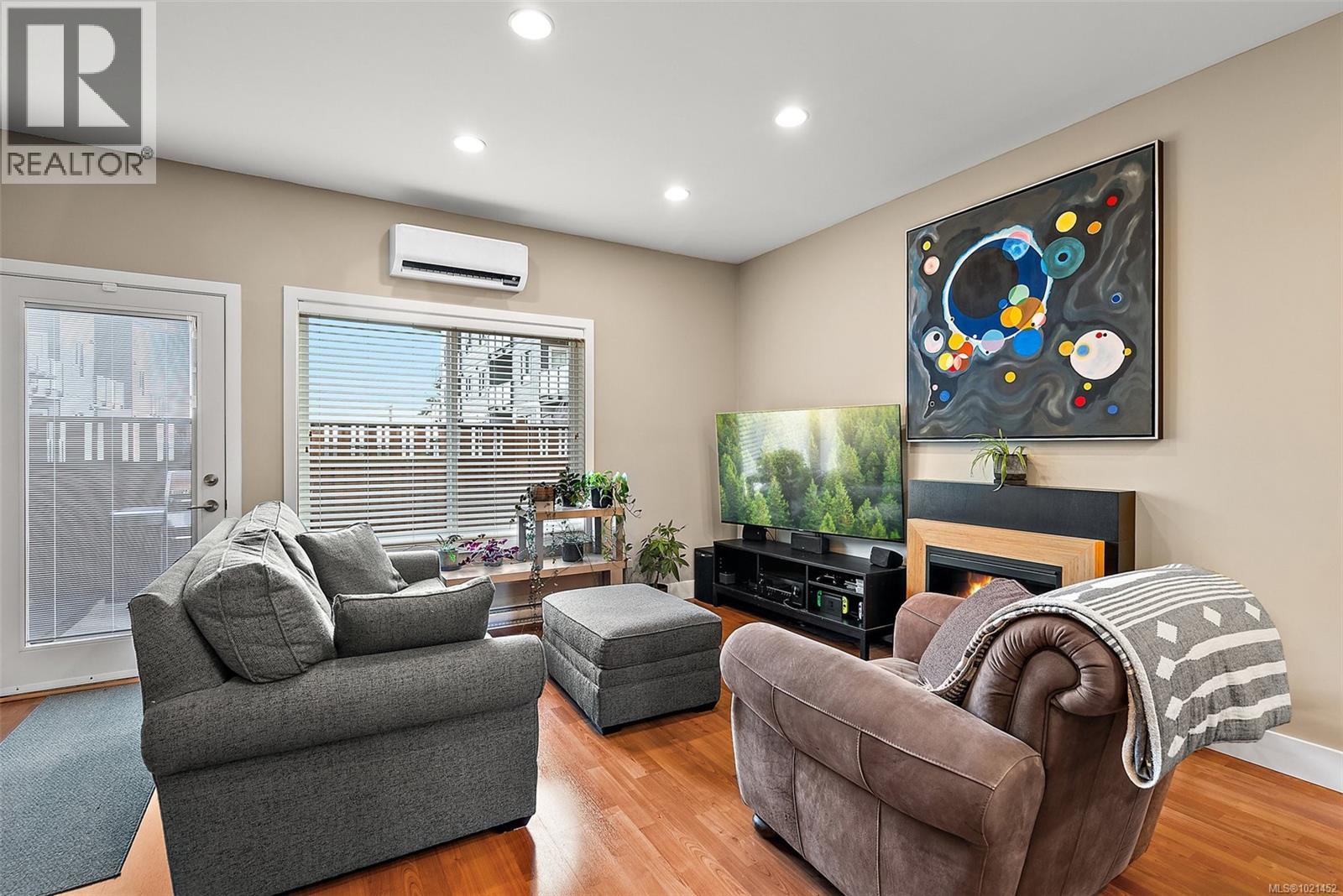 6 1893 Prosser Road, Central Saanich