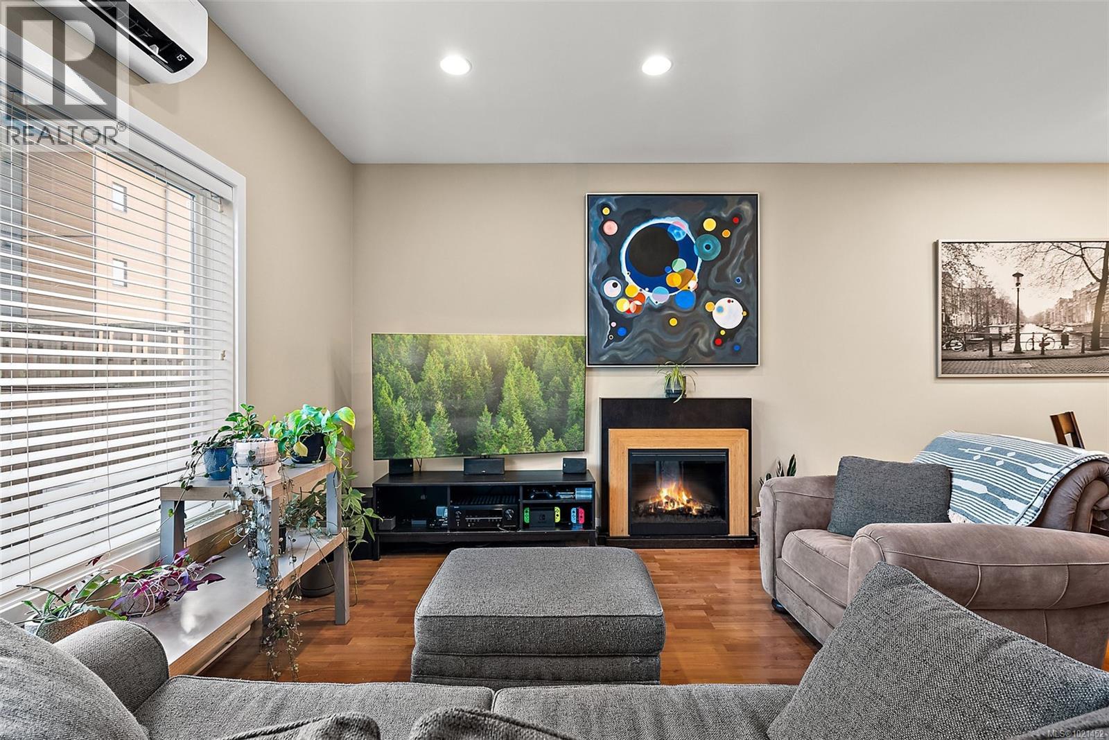 6 1893 Prosser Road, Central Saanich