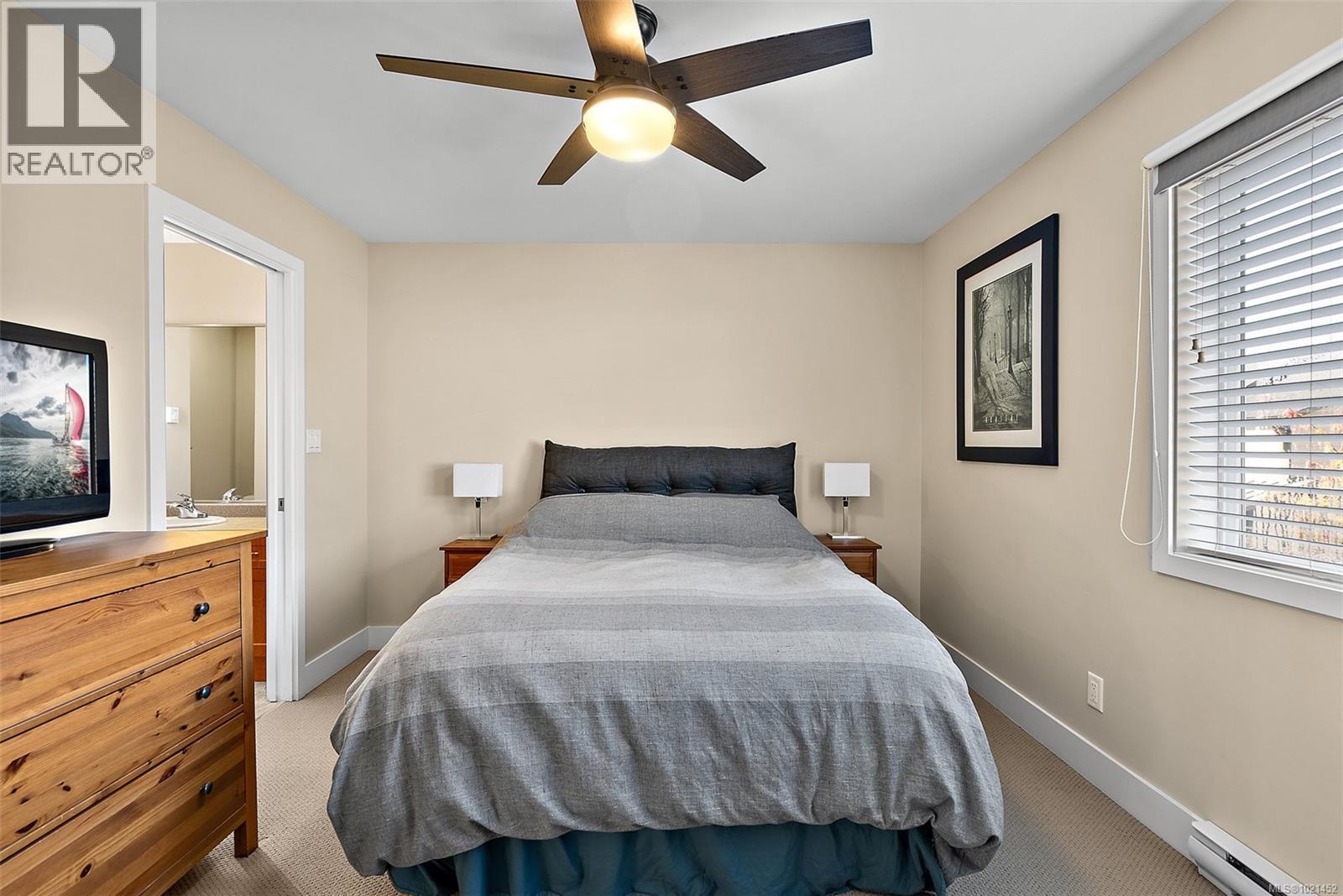 6 1893 Prosser Road, Central Saanich