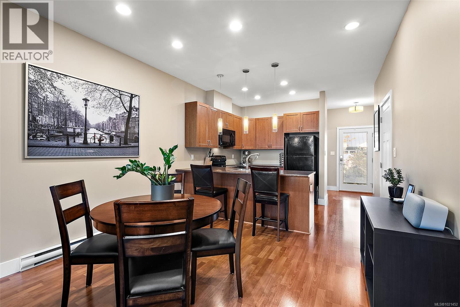 6 1893 Prosser Road, Central Saanich