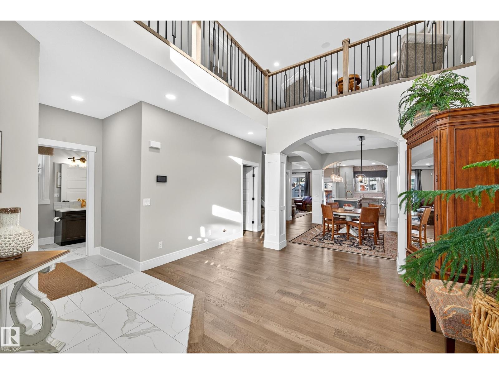 Main living area of 1411 25 ST NW Laurel Edmonton