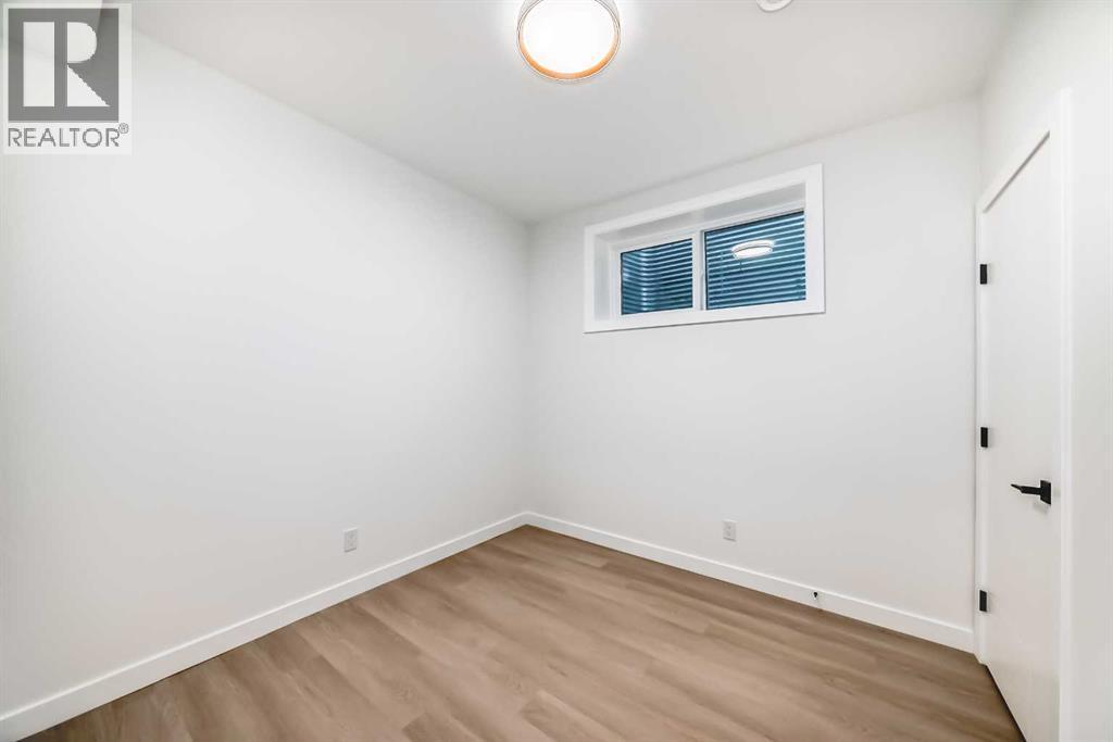 Single Family House for Sale in B Moncton Road NE Winston Heights/Mountview Calgary 