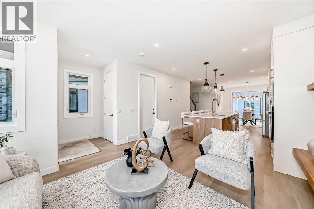 Single Family House for Sale in B Moncton Road NE Winston Heights/Mountview Calgary 