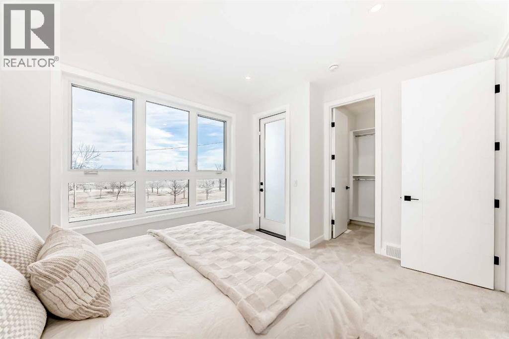 Single Family House for Sale in B Moncton Road NE Winston Heights/Mountview Calgary 