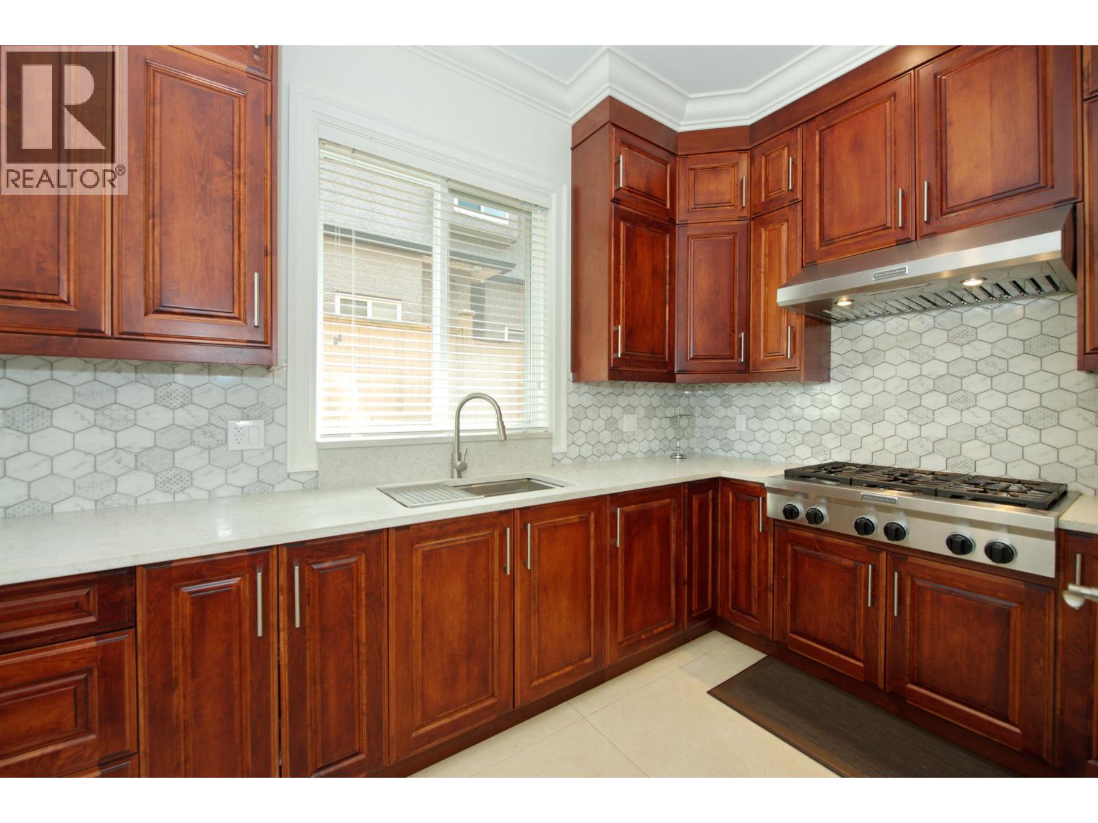 5399 CARSON STREET, Burnaby