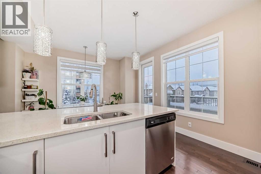 Single Family House for Sale in  Quarry Lane SE Douglasdale/Glen Calgary 