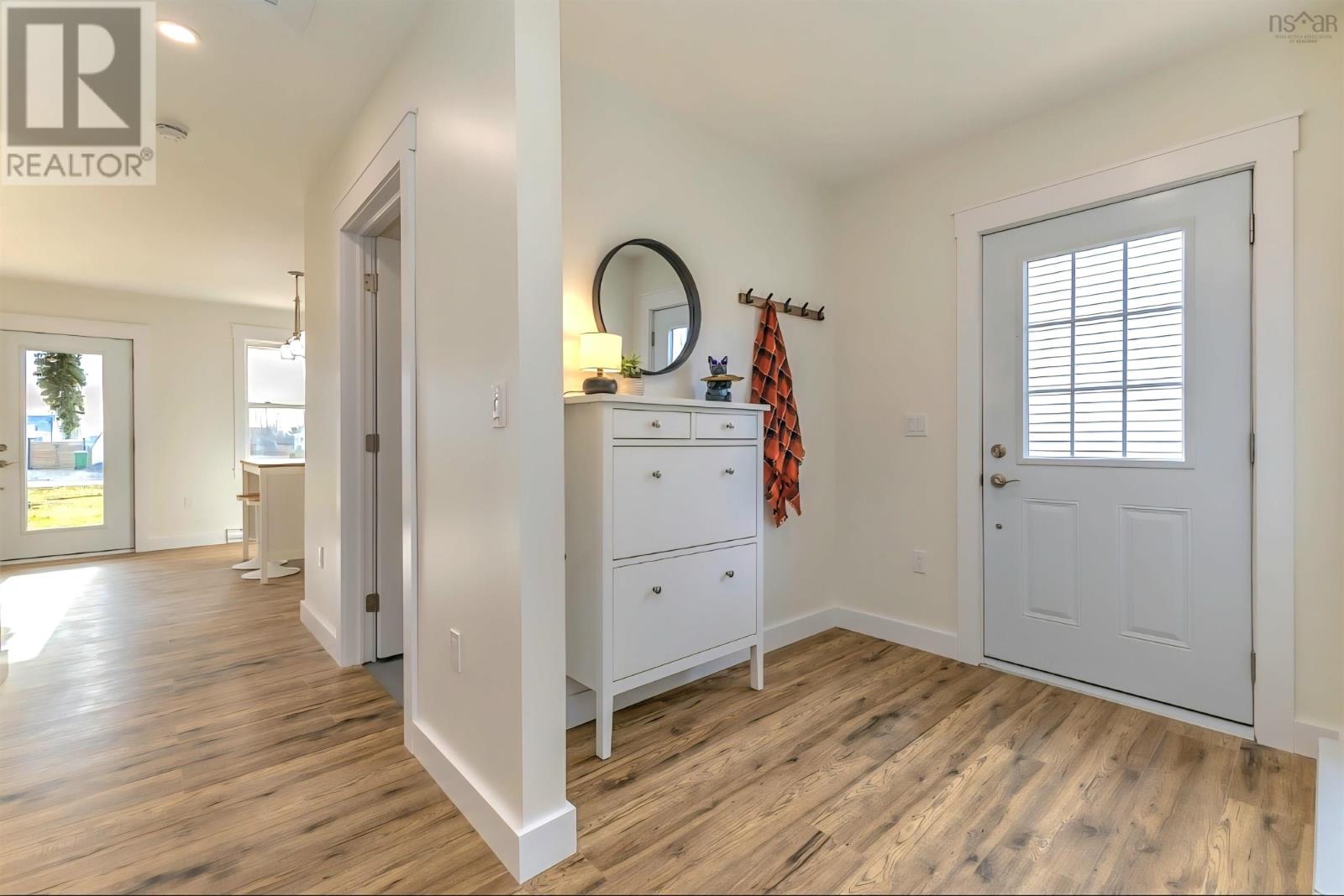 Property 10 of 15 of 54 Oak Street