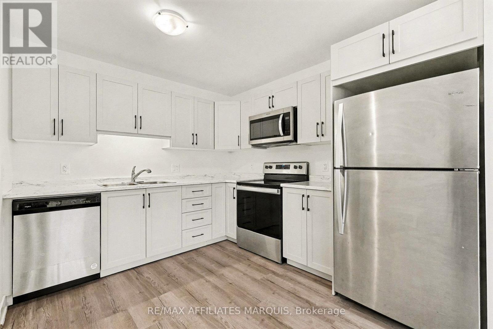 44 WHITCOMB CRESCENT - 11
