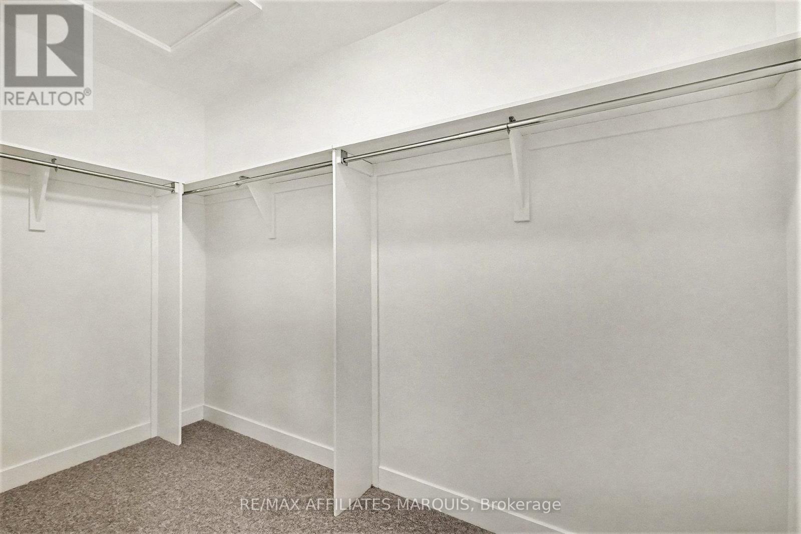 44 WHITCOMB CRESCENT - 18