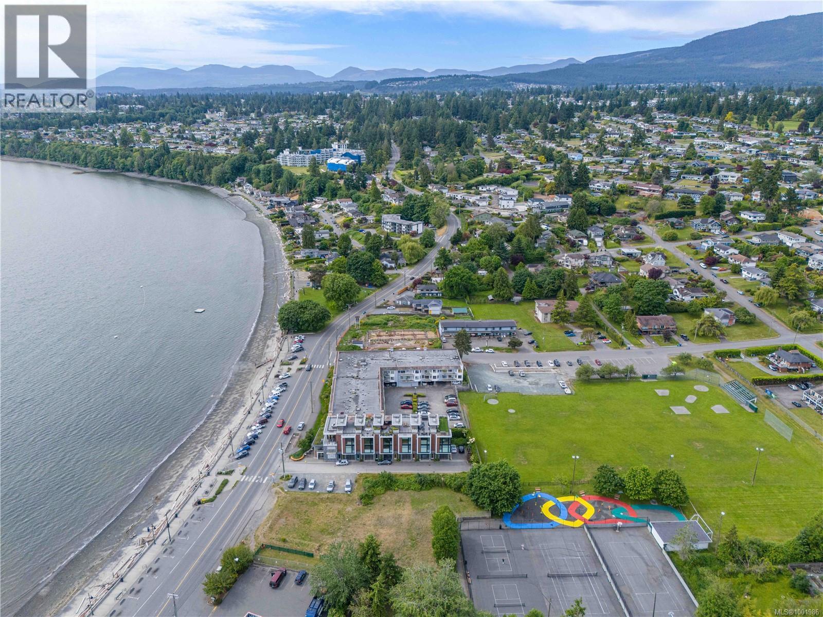 213 2815 Departure Bay Rd, Nanaimo