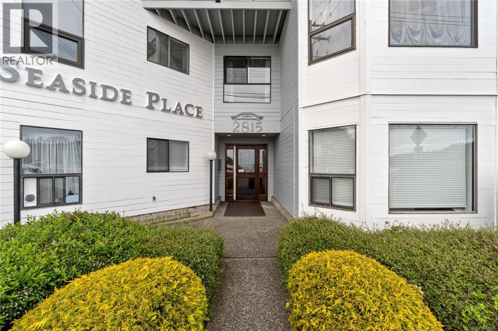 213 2815 Departure Bay Rd, Nanaimo