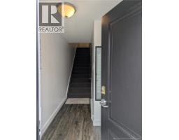 135 Waterloo Street, photo 3