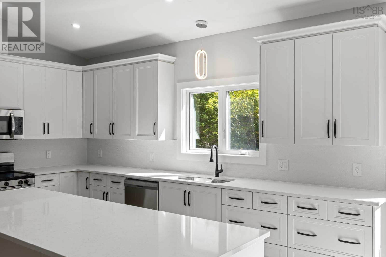 Property 13 of 46 of 114 Brookside Drive