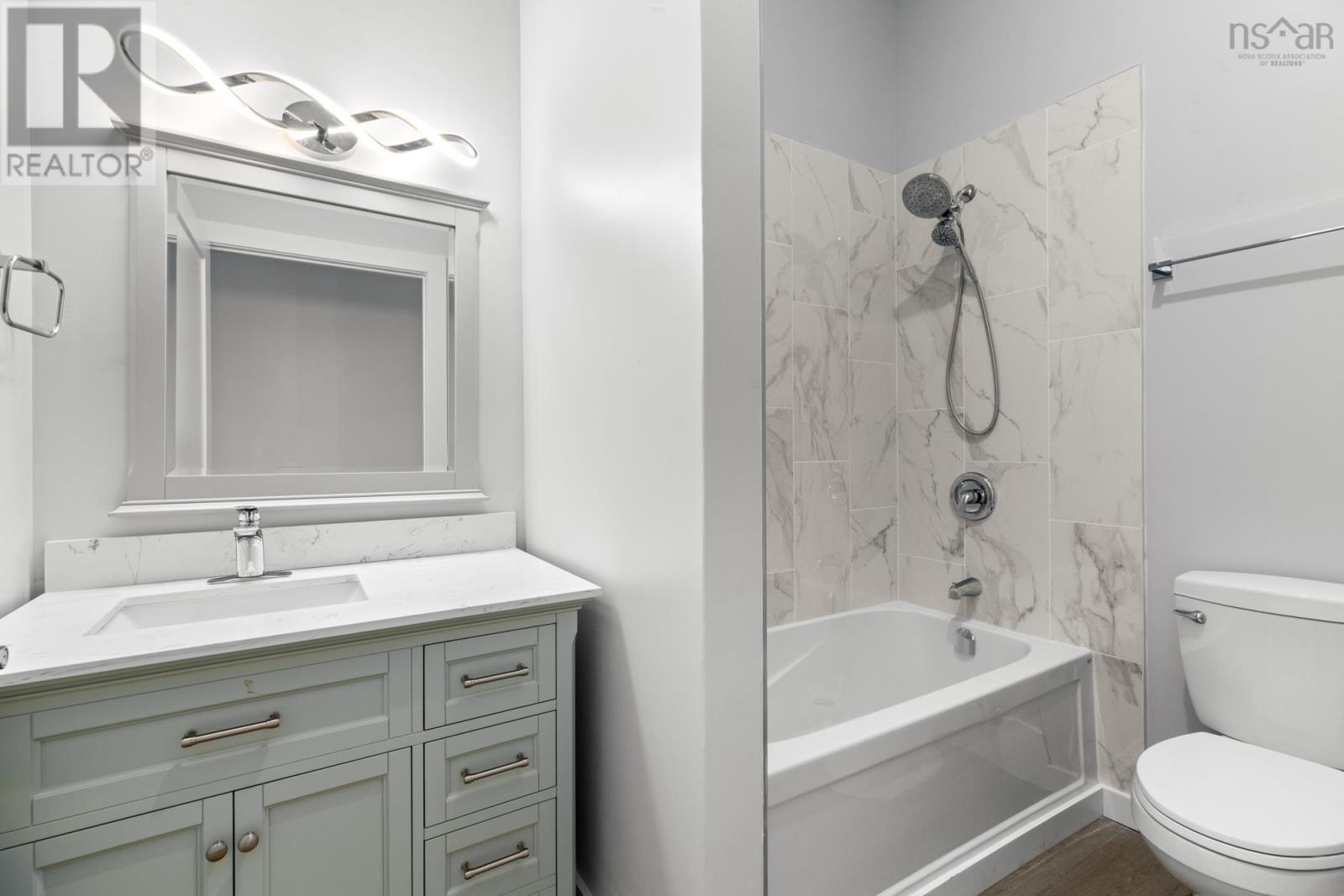 Property 28 of 46 of 114 Brookside Drive