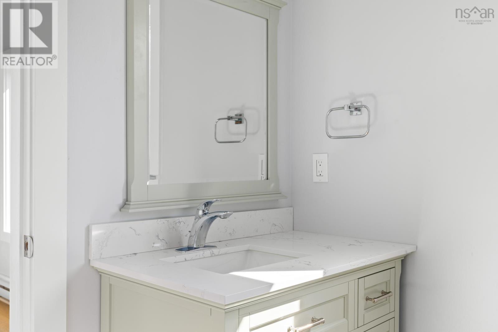 Property 38 of 46 of 114 Brookside Drive