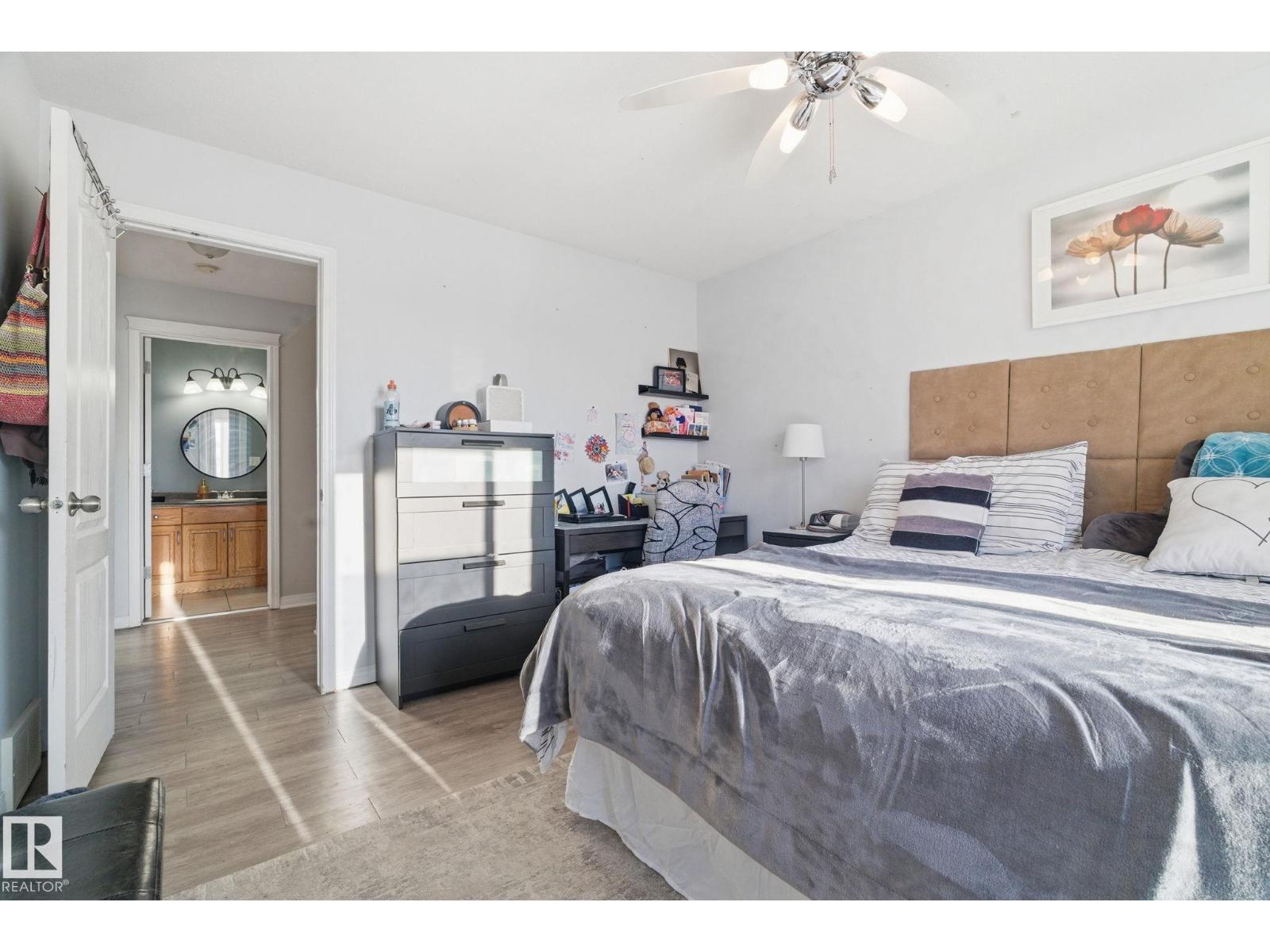 #62 2505 42 ST NW, Edmonton