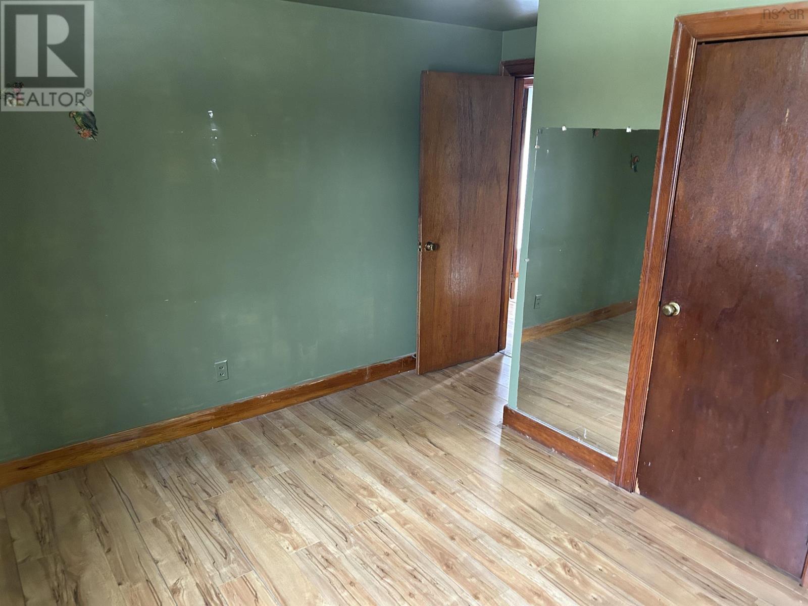 Property 13 of 24 of 307 Cabot Street