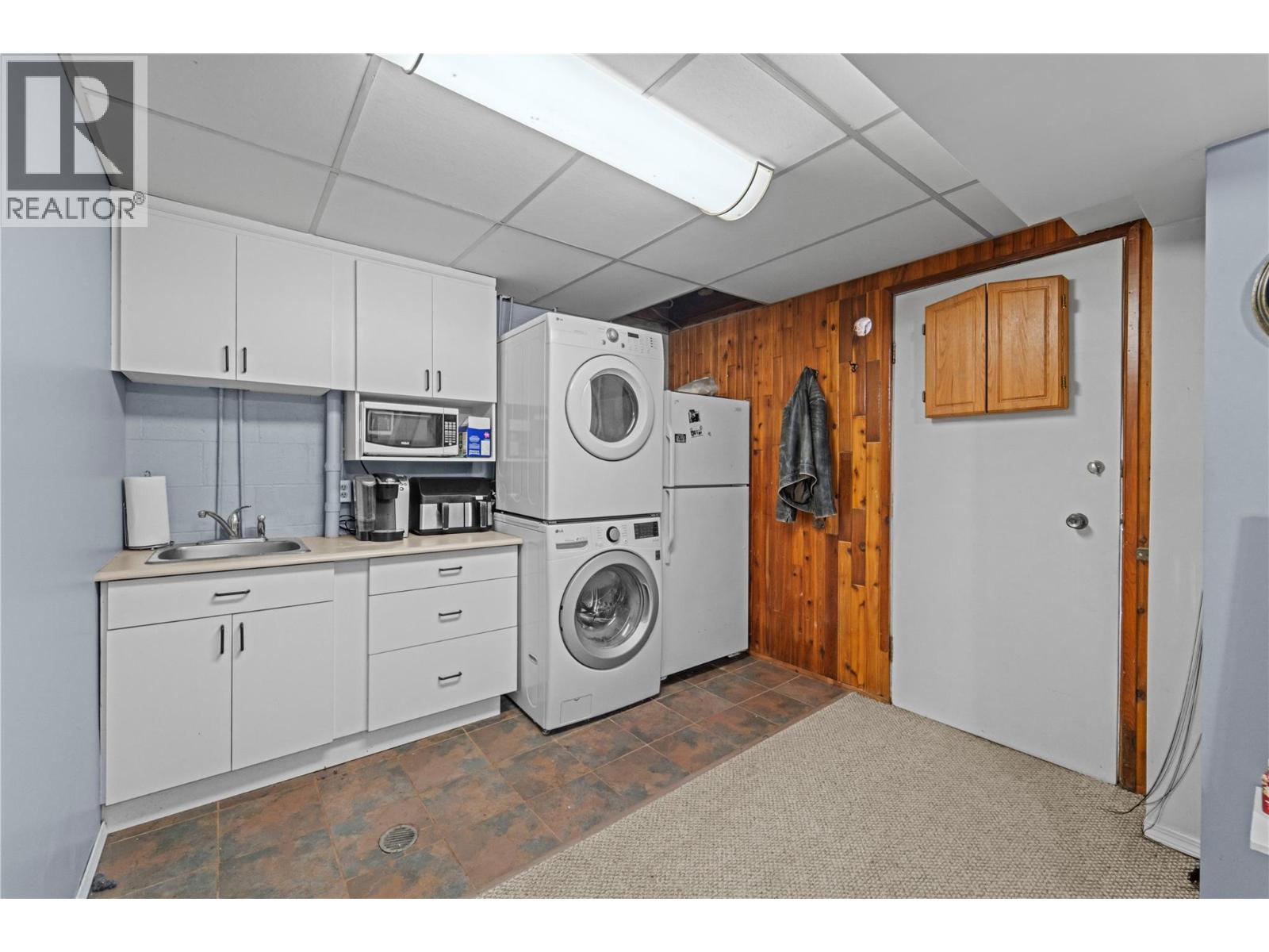 2348 Ojibway Road, Kamloops