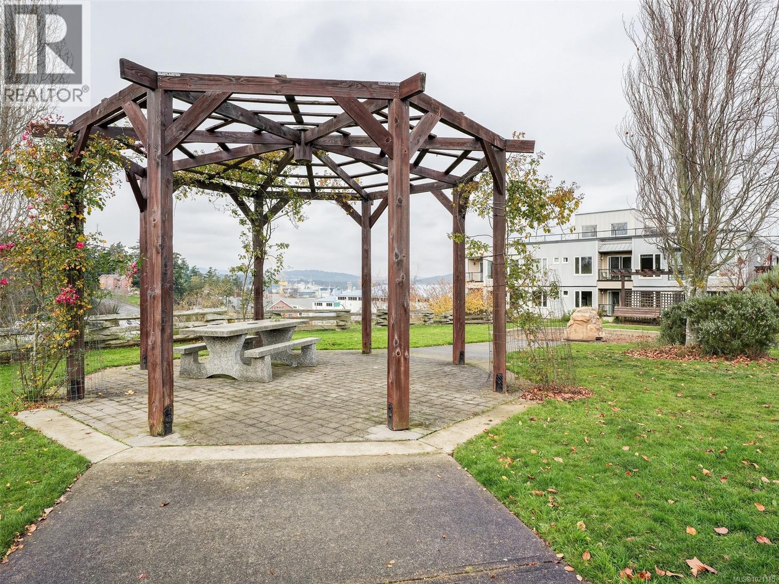  1405 Esquimalt Street, Esquimalt