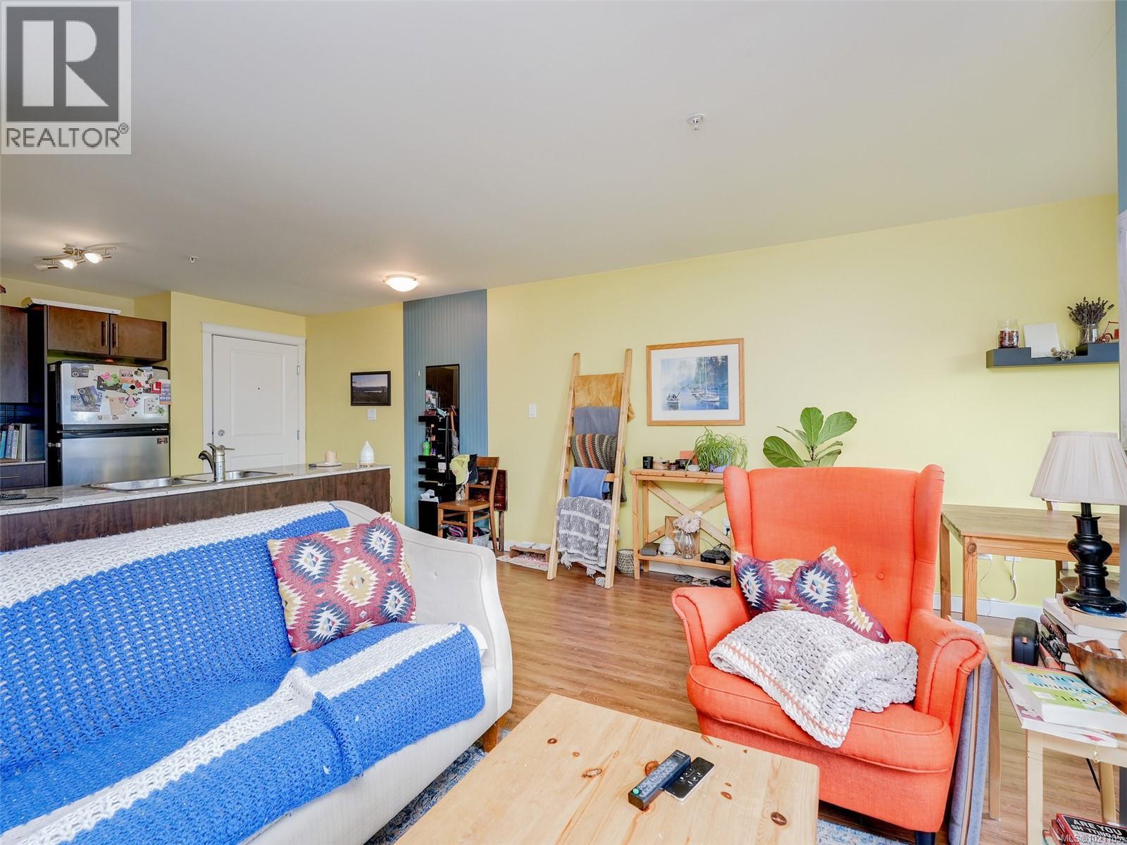  1405 Esquimalt Street, Esquimalt