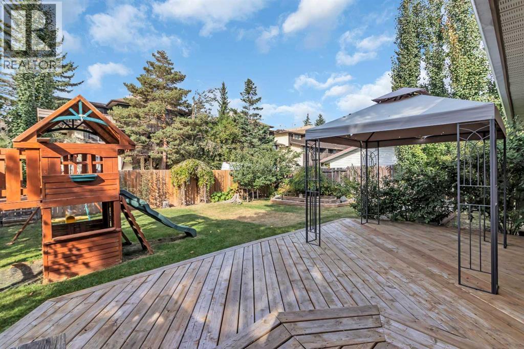 Single Family House Bungalow for Sale in  Bracewood Rise SW Braeside Calgary 