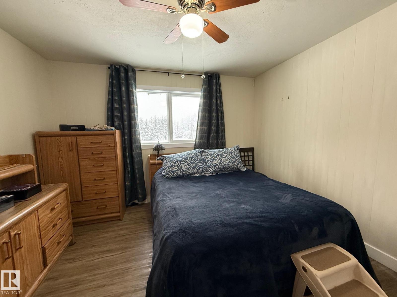 222082 Township Road 682 - 33