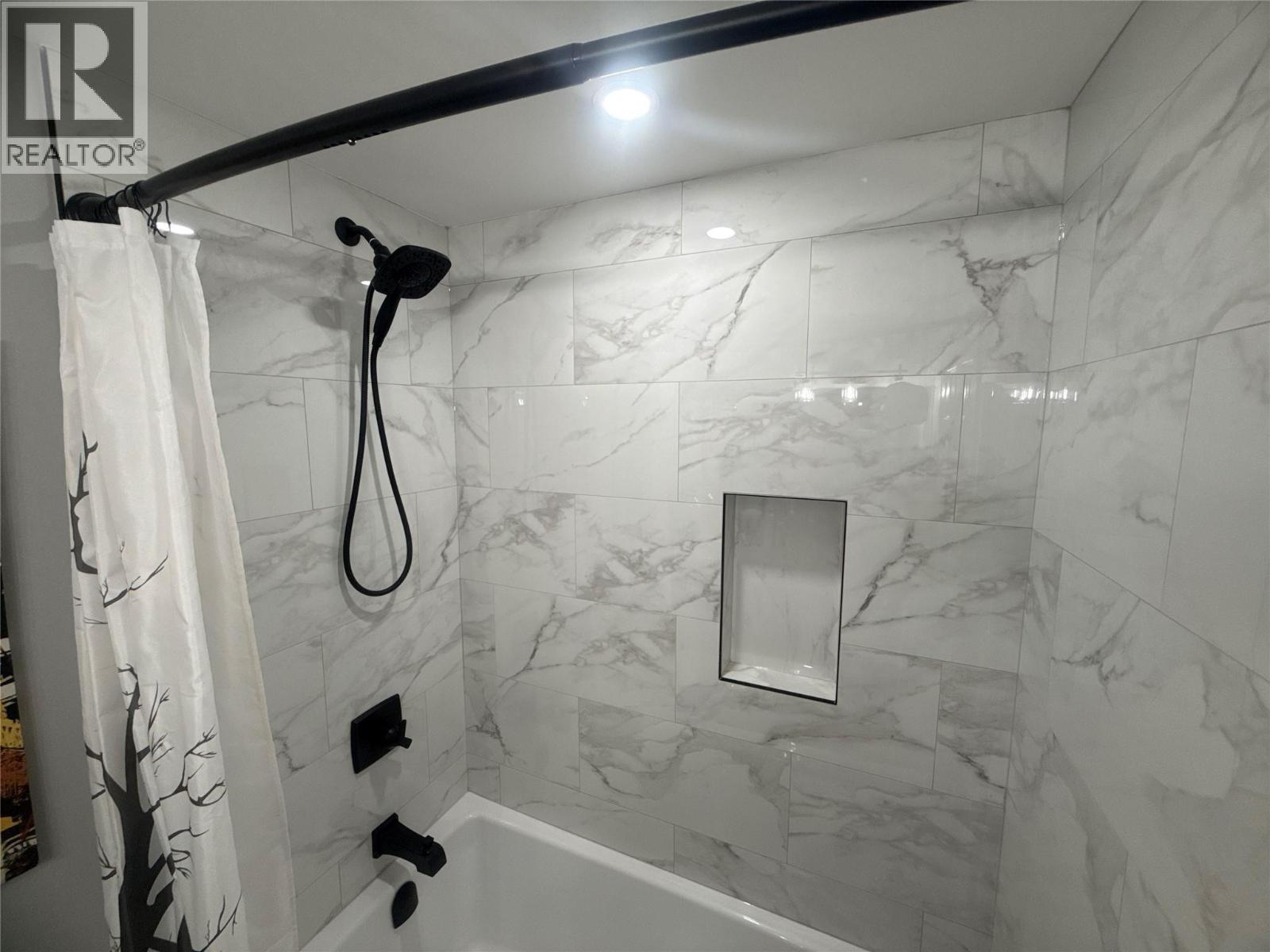 112 17TH  S Avenue Unit# 101, Cranbrook