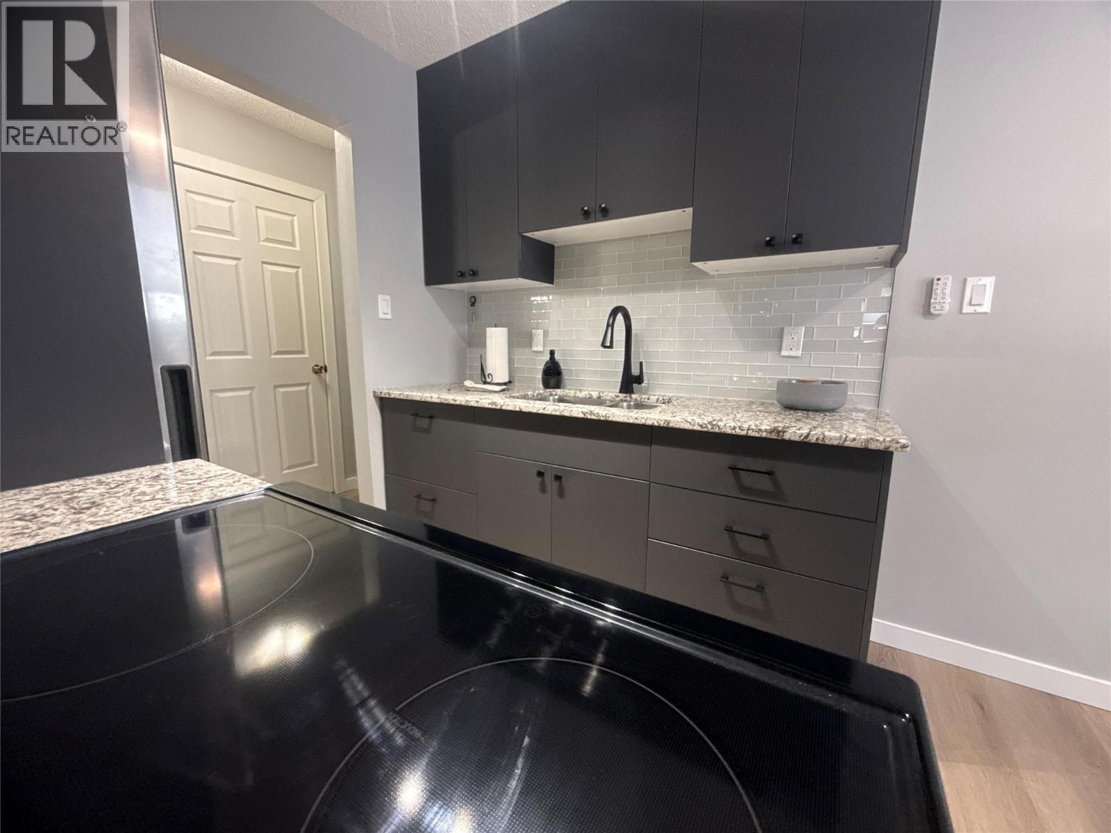 112 17TH  S Avenue Unit# 101, Cranbrook